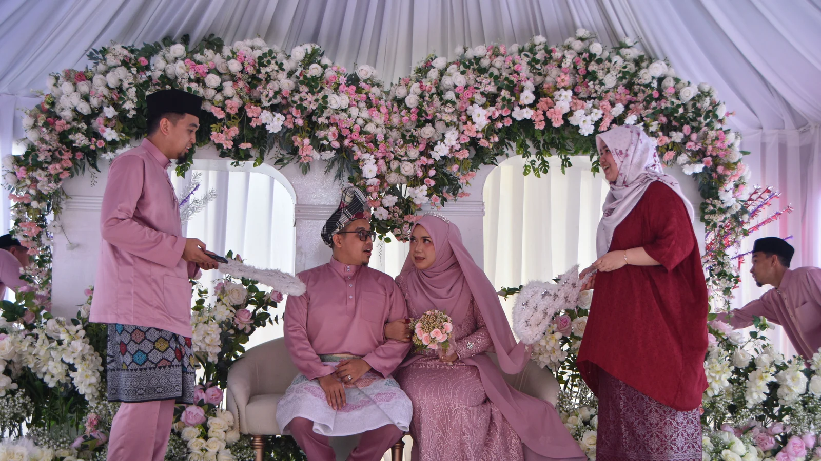 Pecahan Kos Perkahwinan Purata
